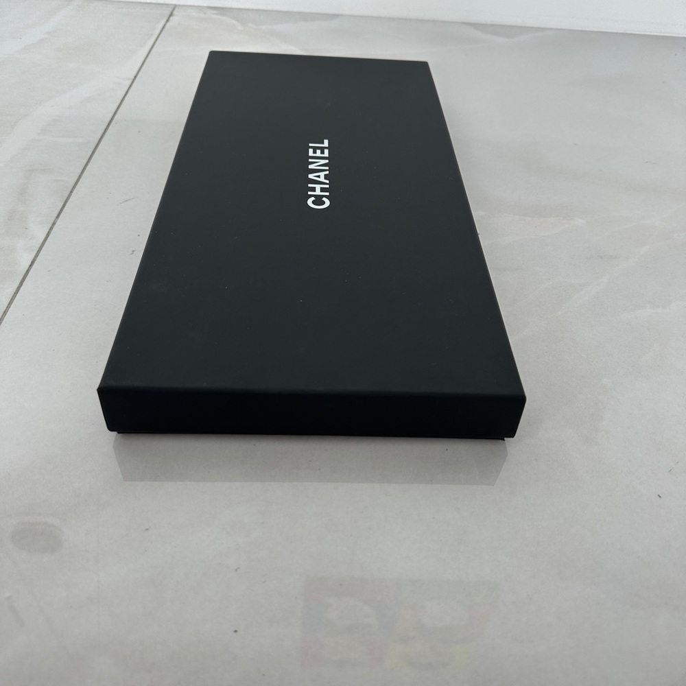 Chanel Classic Rectangular Gift Box Priced To Sell - image 6